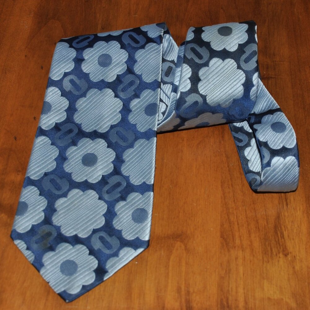 Vintage Christian Dior Blue Flower Neck Tie